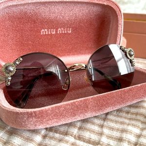 Miu Miu Sunglasses brand new glasses